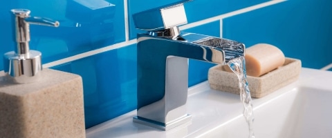 new-modern-steel-faucet-with-ceramic-sink-bathroom